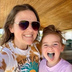 Meet your Posher, Mallory